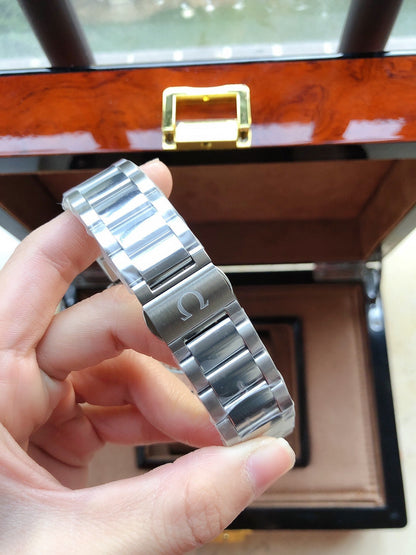 Omega Seamaster Aqua Terra Cadran Blanc