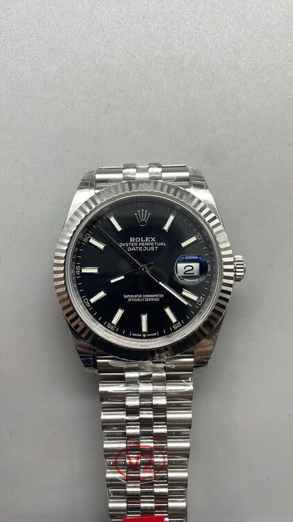 Rolex Datejust 41 – Schwarzes Zifferblatt VSF SUPER CLONE – 126334 – Geriffelte Lünette – Jubilé-Armband